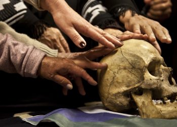 La restitución de restos humanos ahora tiene un área especial dentro del INAI